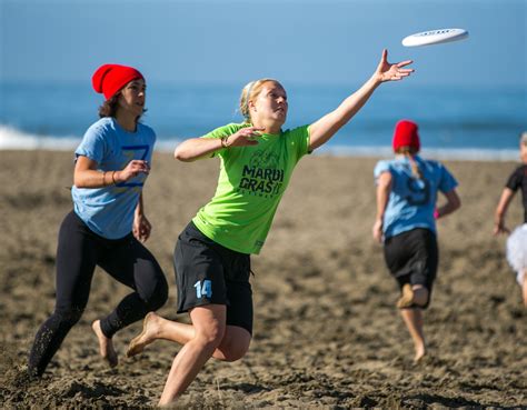 frisbee games for the beach